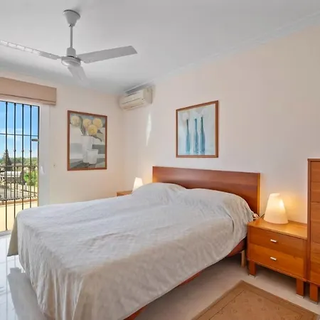 Spacious And Comfortable Chalet Holiday home *