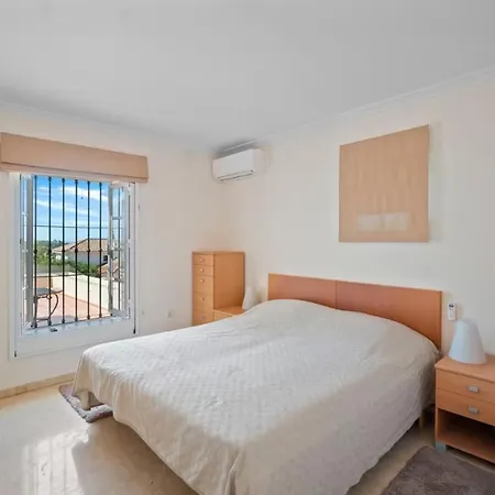 Holiday home Spacious And Comfortable Chalet Marbella
